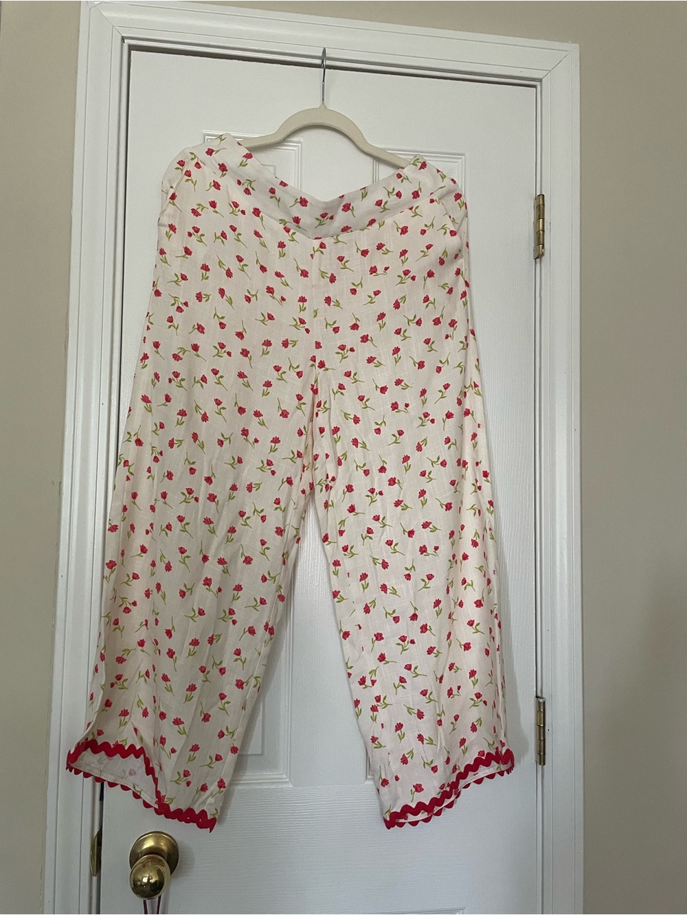 Sienna Sky Cream Pajama Bottoms with Pink Floral Print NWT